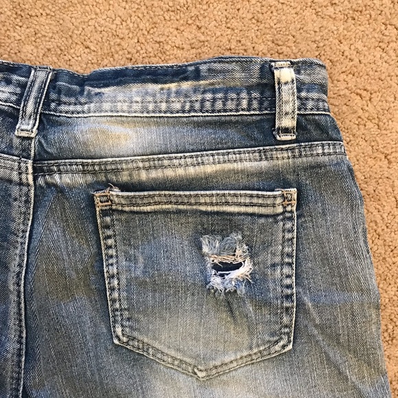 Rue 21 High Waist Distressed Denim Shorts Womens Size 7 Lace Peekaboo Pockets - Picture 13 of 14